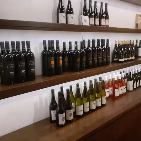 Locanda Monte Pimpio בית חווה *